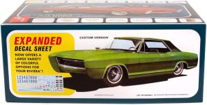  1965 - Buick Riviera 1/25 Kit de Montar AMT 1121