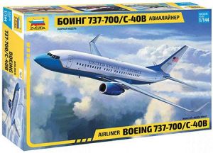 Boeing 737-700 / C-40 - 1/152 Kit Para Montar ZVEDA 500787027