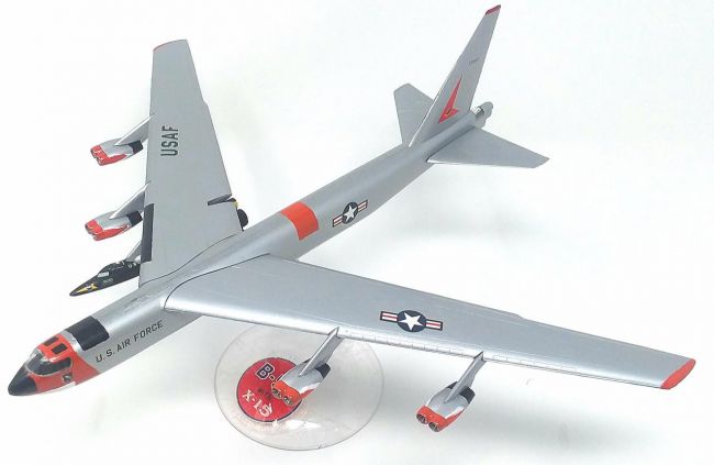 Boeing B-52 e X-15 com suporte 1/175 Kit De Montar Atlantis 273