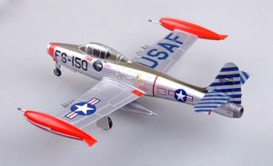 Easy model 37109 F-84E49-2105, Was Assigned To The 22Nd Fighter Bomber Squadron 1/72