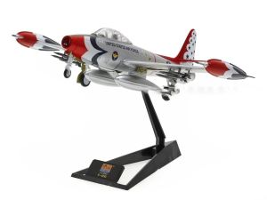 F-84G USAF Air Demonstration Flight Team Thunderbirds, 1955 1:72 Easy Modell 36801