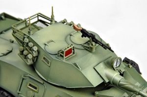 LAV-150 Commando AFV w/ Cockerill 90mm Gun 1/35 Kit Hobby Boss 82422