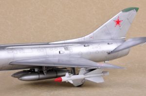 Soviet Su-11 Fishpot 1/48 Kit De Montar Trumpeter 02898