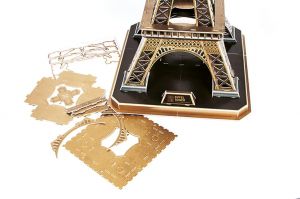 Torre Eiffel - Com luzes de LED - 3D Puzzle Quebra-Cabeça 3D Revell 00150